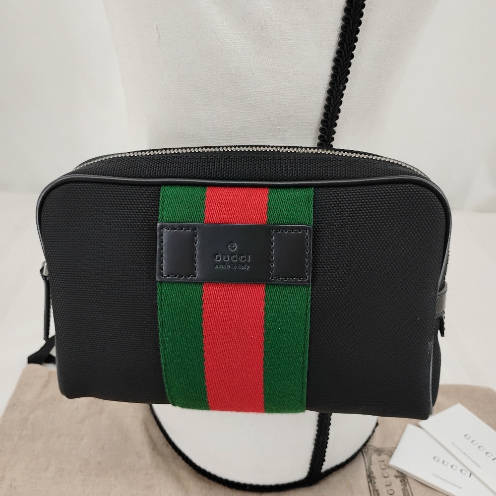 GUCCI Black Canvas Crossbody Belt Bag Unisex Green and Red Stripe